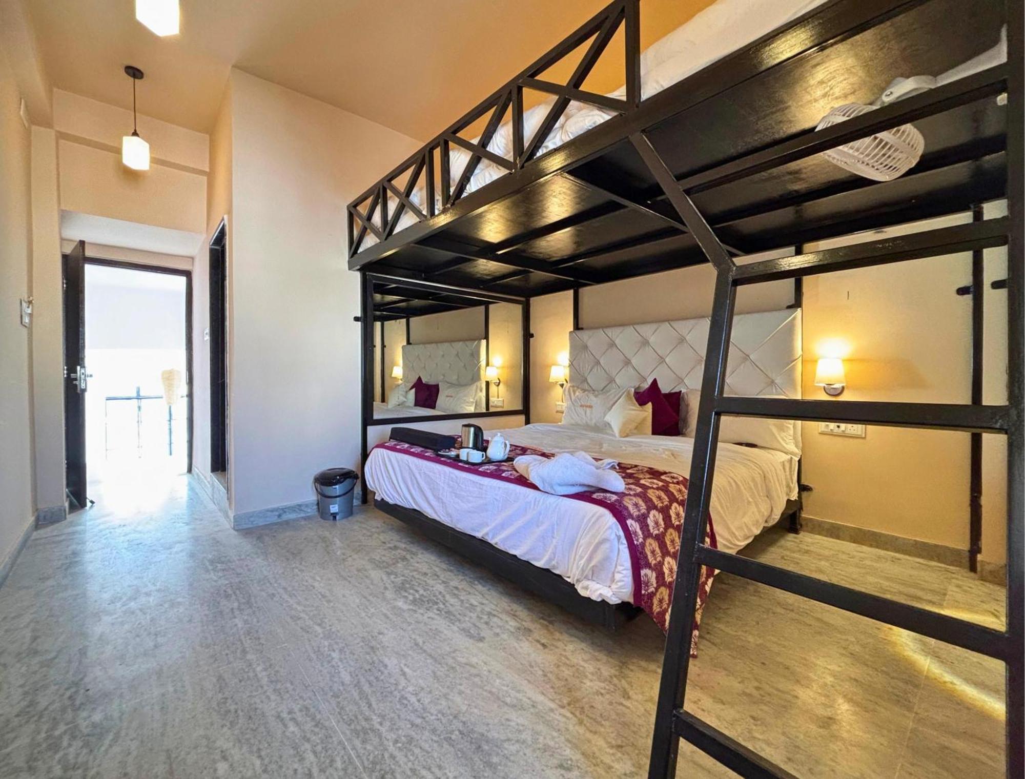 Hotel Nirvana Lakeside أُودايبور المظهر الخارجي الصورة