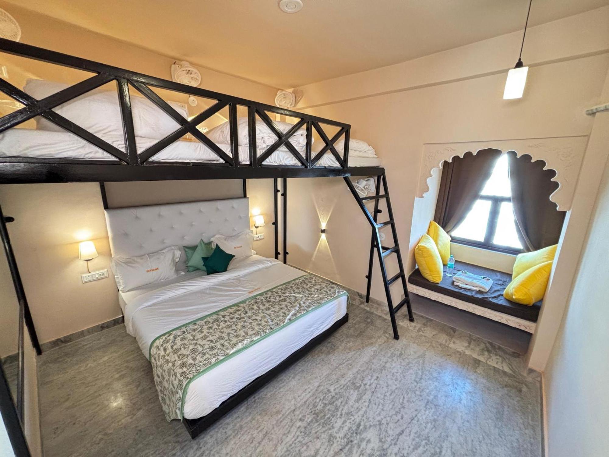 Hotel Nirvana Lakeside أُودايبور المظهر الخارجي الصورة