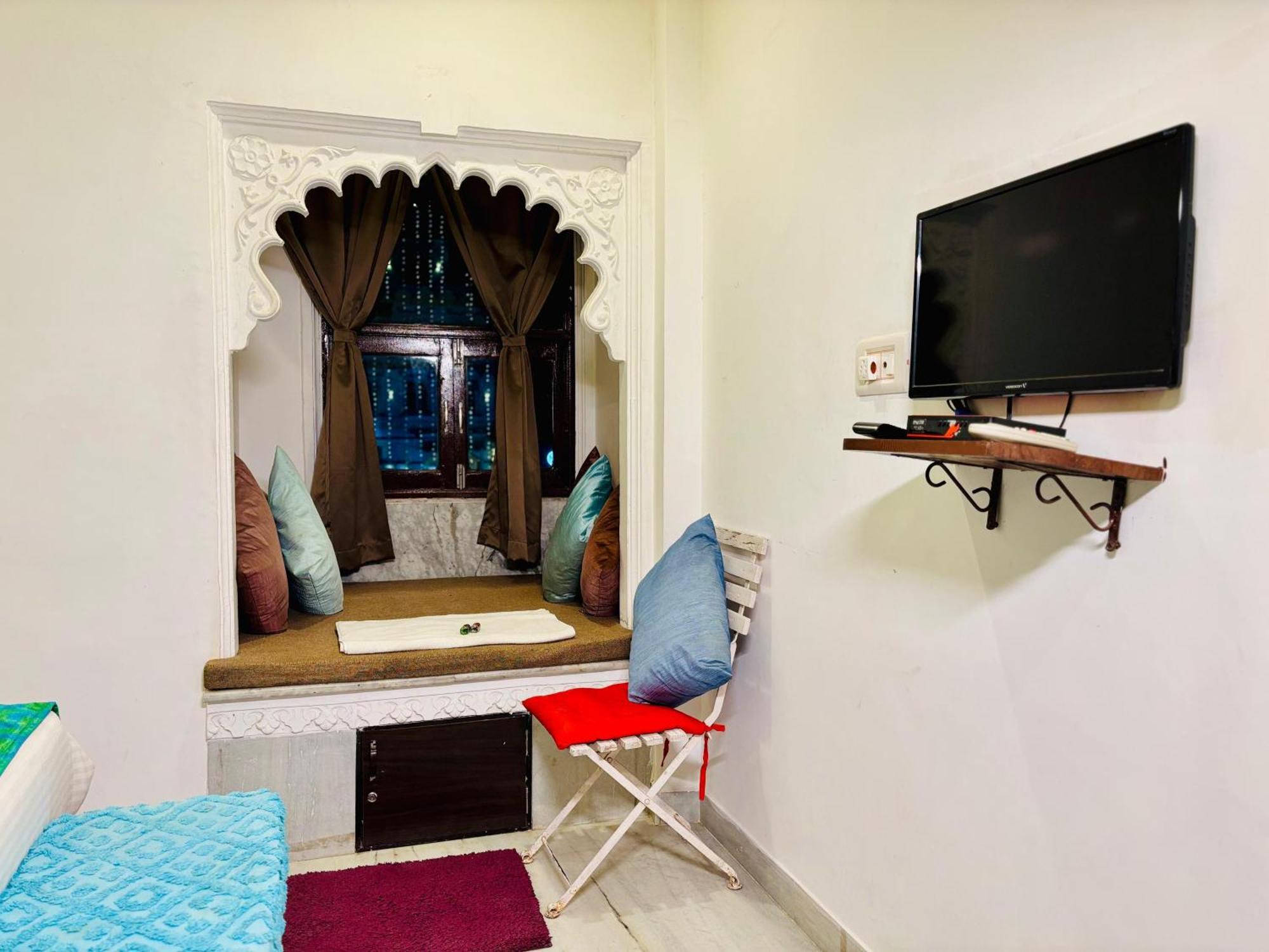 Hotel Nirvana Lakeside أُودايبور المظهر الخارجي الصورة