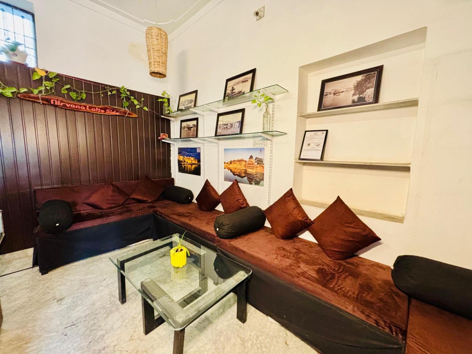 Hotel Nirvana Lakeside أُودايبور المظهر الخارجي الصورة